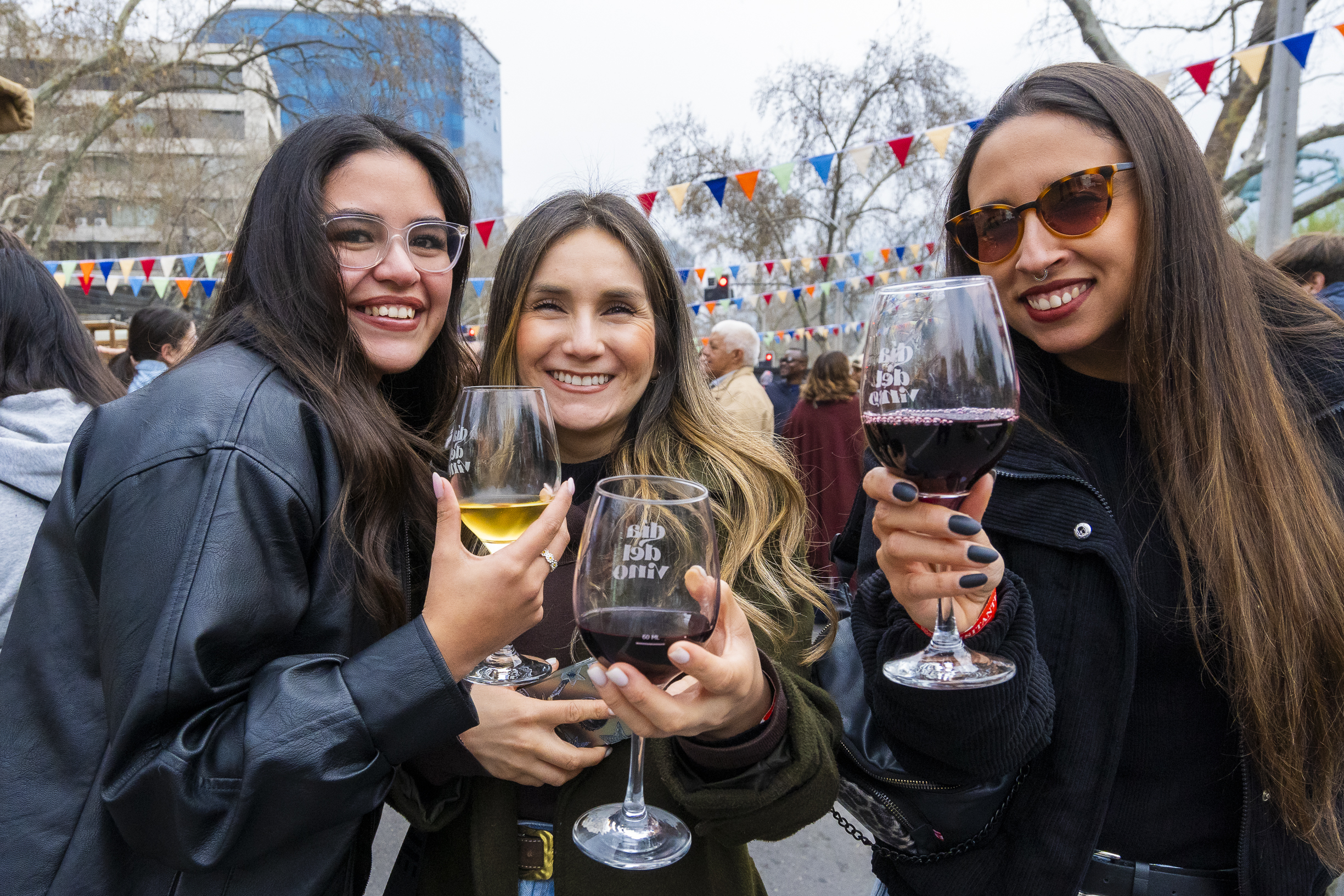 Día del Vino 2026 llega por primera vez al MUT con más de 40 viñas de todo Chile
